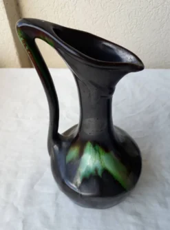 Pot à lait en céramique belge