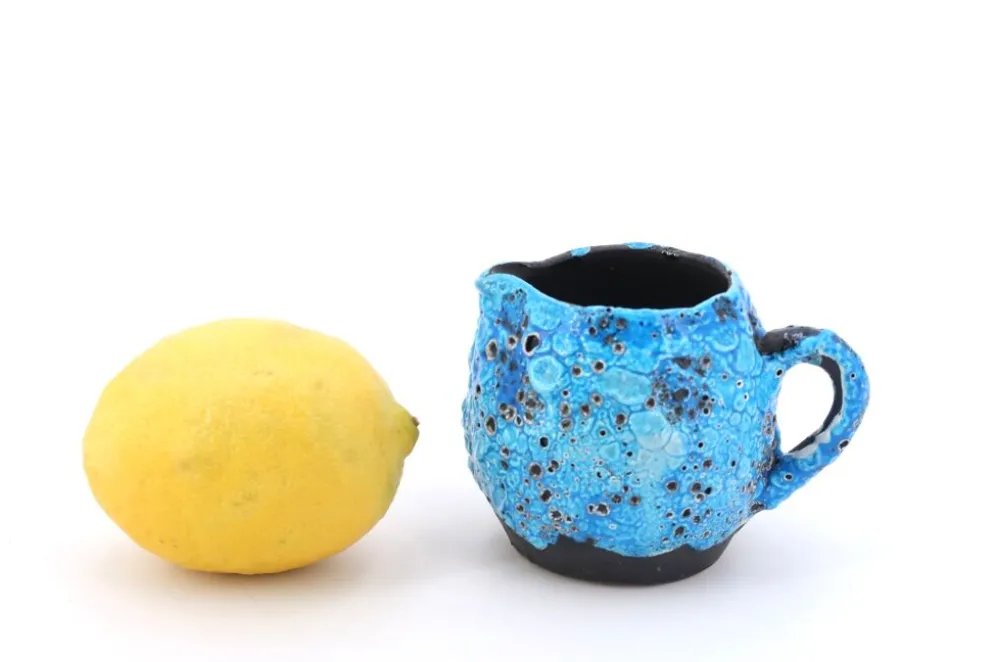 Pot à lait en céramique Emaux des glaciers, Atelier du Cyclope