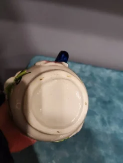 Pot à lait en faïence