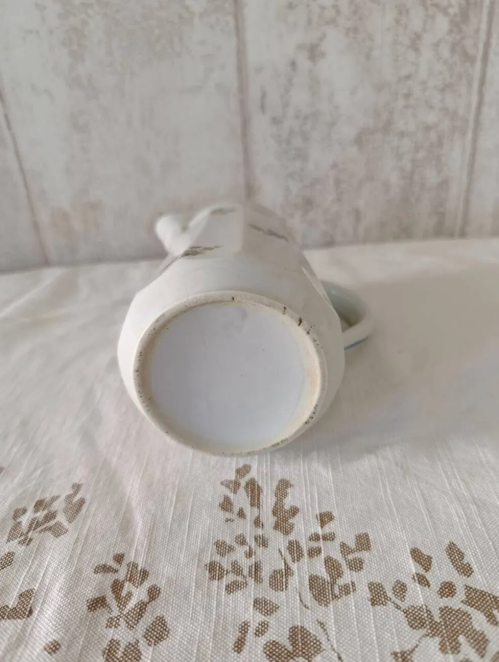 Pot à lait en faïence motifs petites fleurs