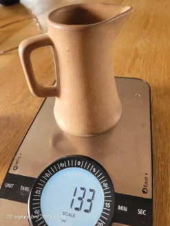 Pot à lait en grès