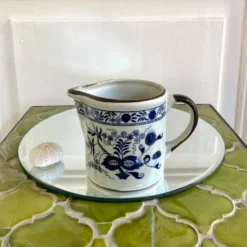 Pot à lait en grès décor fleurs