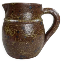 Pot à lait en grès pyrité