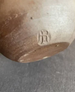 Pot à lait en grès pyrite