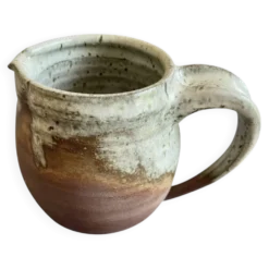 Pot à lait en grès pyrite