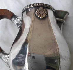 Pot à lait en métal argenté