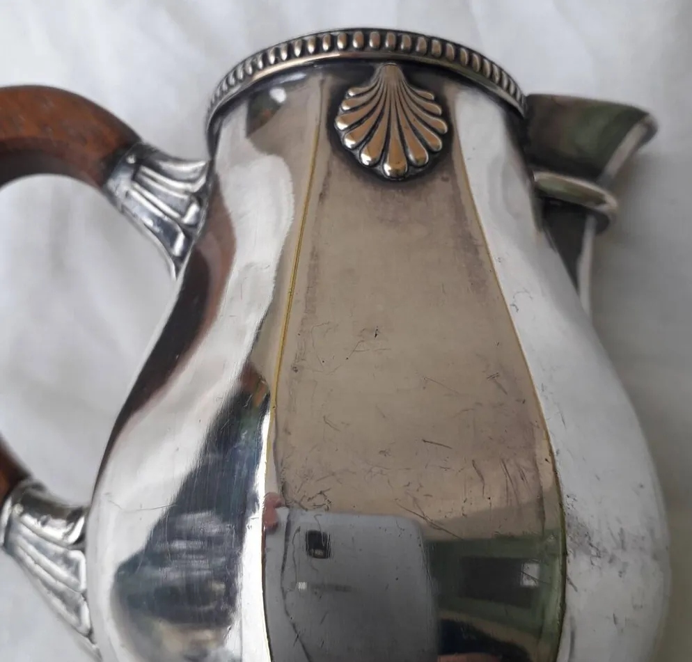 Pot à lait en métal argenté