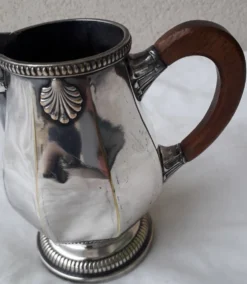 Pot à lait en métal argenté