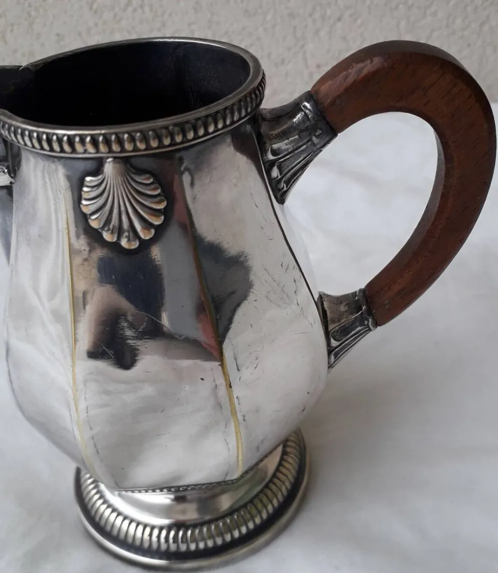 Pot à lait en métal argenté