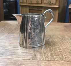 Pot à lait en métal argenté