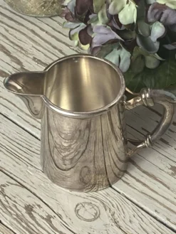 Pot à lait en métal argenté