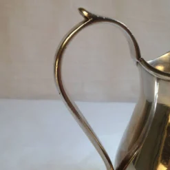 Pot à lait en métal argenté