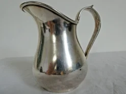 Pot à lait en métal argenté