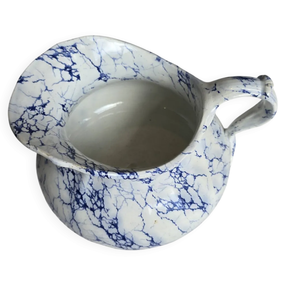 Pot à lait en porcelaine de Limoges décor bleu marbré