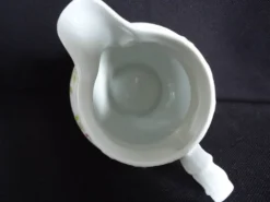 Pot à lait en porcelaine de Limoges, Goumot Labesse