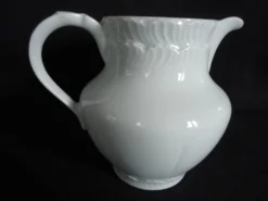 Pot à lait en porcelaine de Limoges, Goumot Labesse