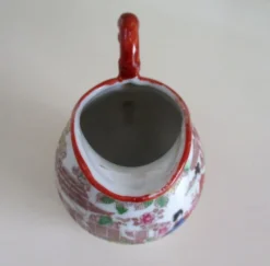 Pot à lait en porcelaine du Japon