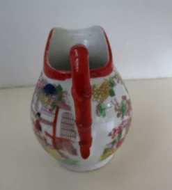 Pot à lait en porcelaine du Japon