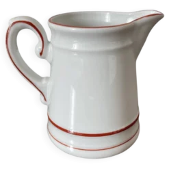 Pot à lait en porcelaine Winterling