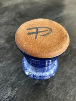 Pot à lait en terre émaillée