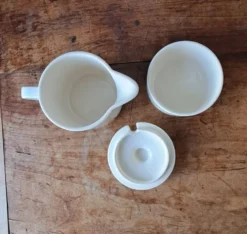 Pot à lait et confiturier Hornsea Fleur. 1970. England