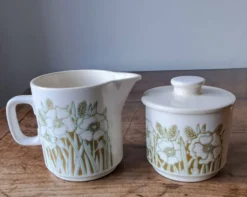 Pot à lait et confiturier Hornsea Fleur. 1970. England