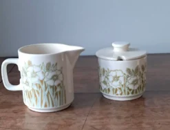 Pot à lait et confiturier Hornsea Fleur. 1970. England