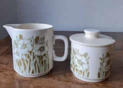 Pot à lait et confiturier Hornsea Fleur. 1970. England