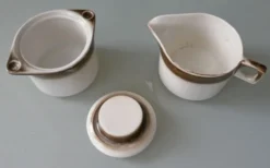 Pot à lait et sucrier