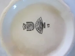 Pot à lait et sucrier en faïence de Digoin