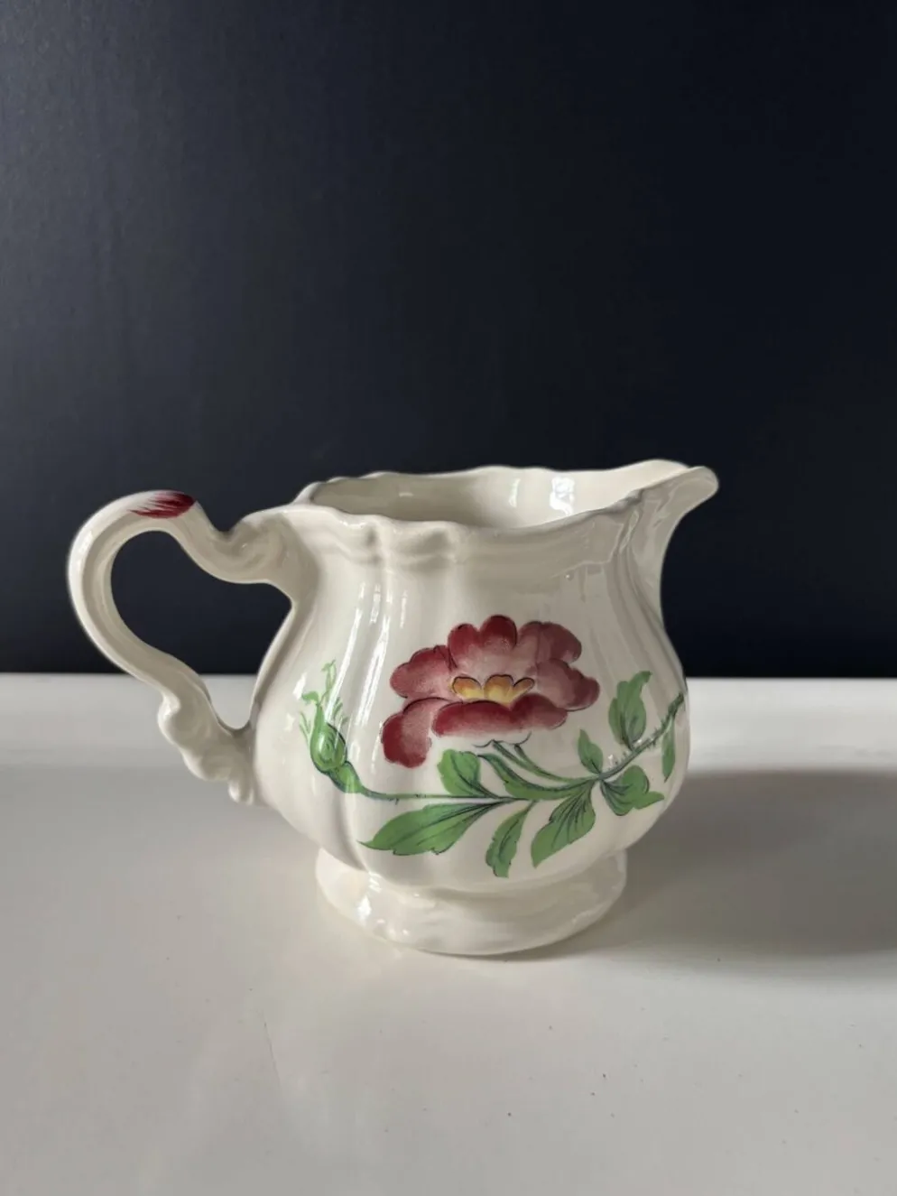 Pot à lait faïence Sarreguemines décor Cernay vintage — fleurs peintes
