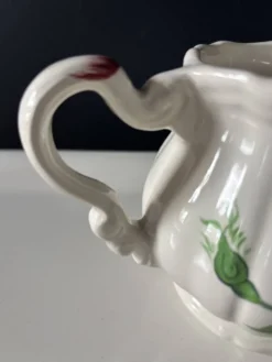Pot à lait faïence Sarreguemines décor Cernay vintage — fleurs peintes