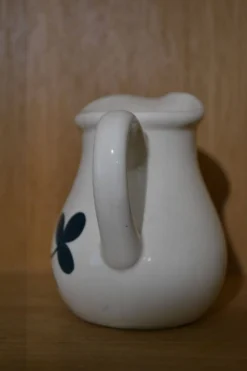 Pot à lait Gien modèle Grenade