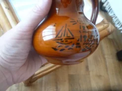 Pot à lait ou petit pichet Saint Clément décor marin