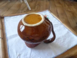 Pot à lait ou petit pichet Saint Clément décor marin