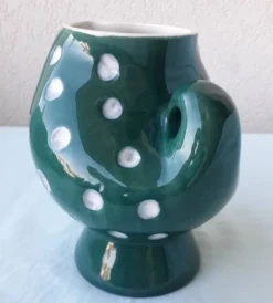 Pot à lait à pois