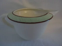 Pot à lait porcelaine de salains modèle isoard