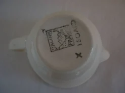 Pot à lait porcelaine de salains modèle isoard