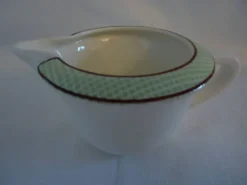 Pot à lait porcelaine de salains modèle isoard
