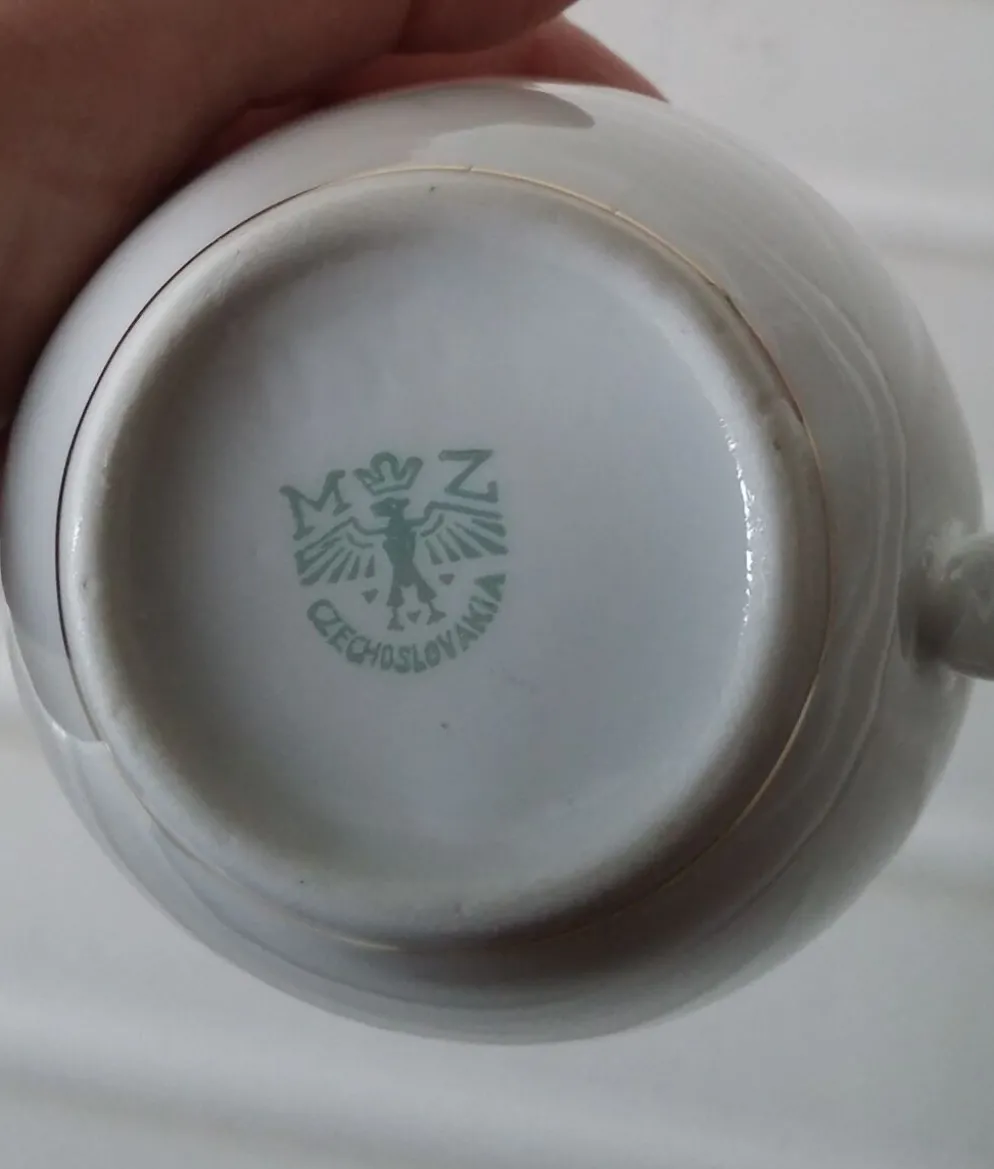 Pot à lait porcelaine tchèque