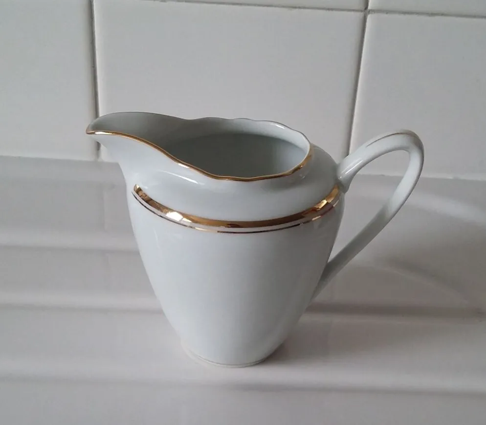 Pot à lait porcelaine tchèque