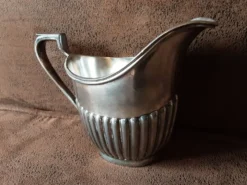Pot à lait vintage