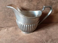 Pot à lait vintage