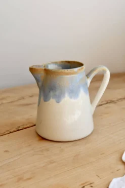 Pot à lait vintage céramique émaillée dégradé bleu et taupe