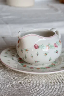 Pot à lait vintage en porcelaine anglaise Laura Ashley - Motif Rosebud
