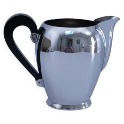 Pot à lait vintage modèle