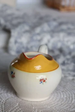 Pot à lait vintage porcelaine Sarreguemines – Motif fleuri