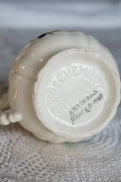 Pot à lait vintage Sarreguemines “Amazonas” peint à la main