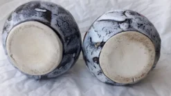 2 pots à lait en céramique