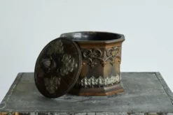 Pot à tabac ancien style néogothique XIXe siècle